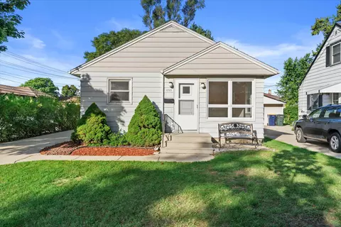 1353 S 110th, West Allis, WI 53214