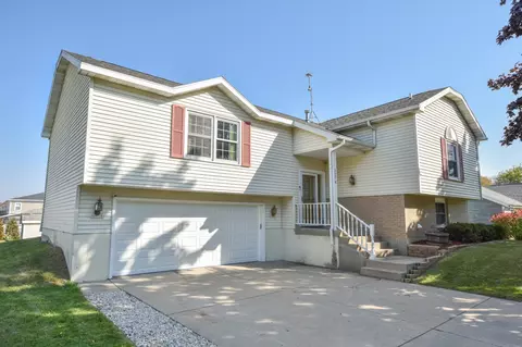 1274 Dayton, Mayville, WI 53050