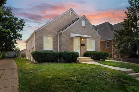 206 N 77th, Milwaukee, WI 53213