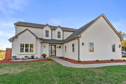 1741 W Drexel, Oak Creek, WI 53154
