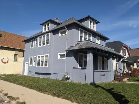 2701 N 37th #2703, Milwaukee, WI 53210