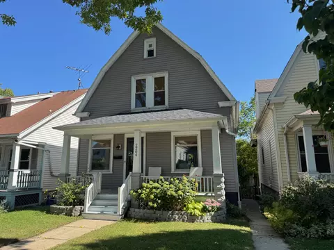 2204 S Aldrich, Milwaukee, WI 53207
