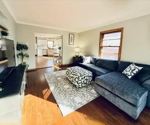 2910 S 58, Milwaukee, WI 53219
