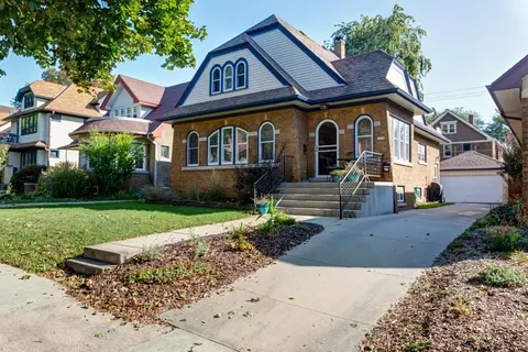 2338 N 58th #2338 A, Milwaukee, WI 53210