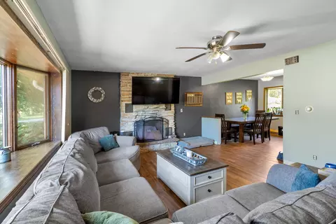 7743 Hagemann, Caledonia, WI 53108