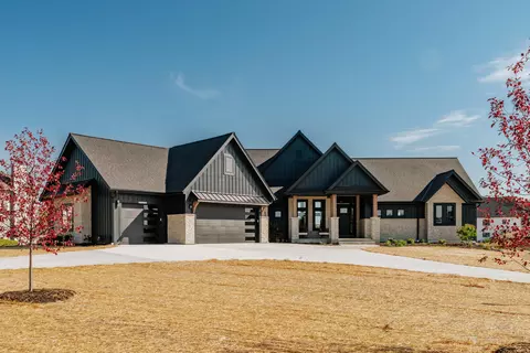 n61w27760 Alecen, Merton, WI 53089