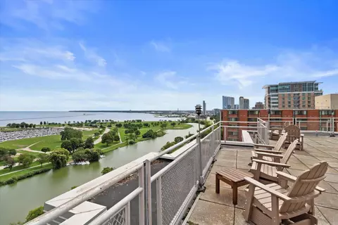 1610 N Prospect #201, Milwaukee, WI 53202