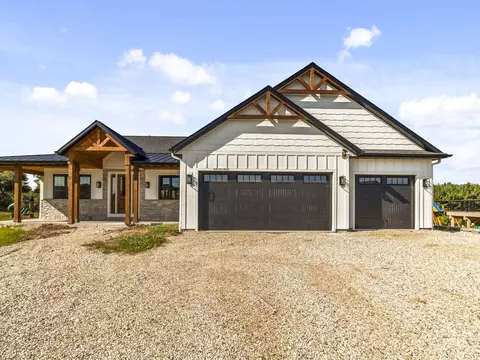 w151n11847 Mistletoe, Germantown, WI 53022