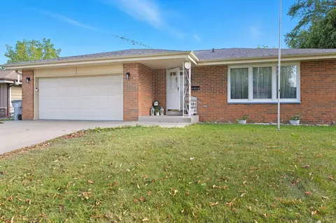 2225 W W Brg, Milwaukee, WI 53221