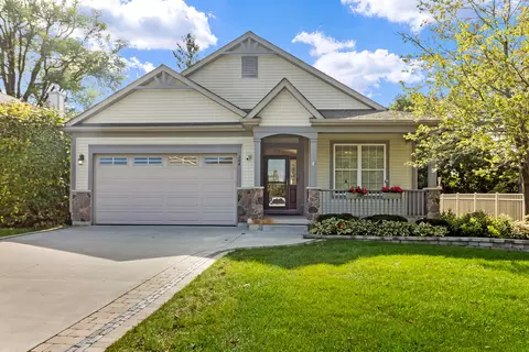 204 Summerhaven, Lake Geneva, WI 53147