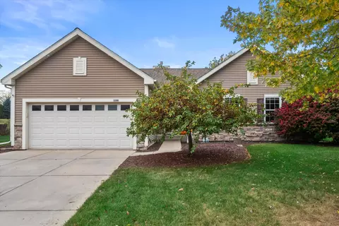 1644 Redwood, West Bend, WI 53095