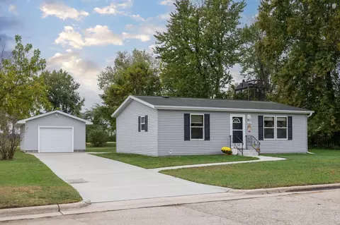 202 Alexander, La Crosse, WI 54601
