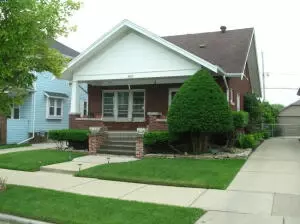 2623 Olive, Racine, WI 53403