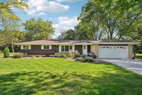 3580 Hollywood, Brookfield, WI 53045