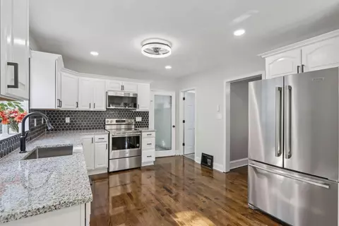 1537 S 56th, West Allis, WI 53214
