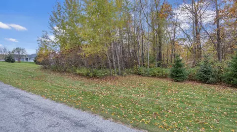 Lt28 Big Ben, Osceola, WI 53019