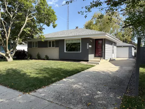 2525 Donna, Racine, WI 53404