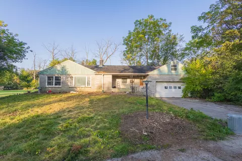 10019 N Cedarburg, Mequon, WI 53092