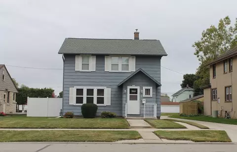 2633 N 8th, Sheboygan, WI 53083