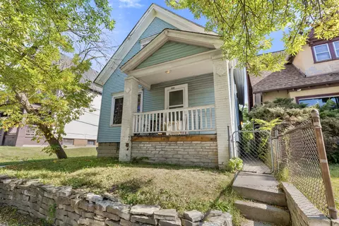 532 N 26th, Milwaukee, WI 53233
