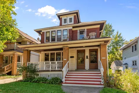 1633 E Newton #1635, Shorewood, WI 53211