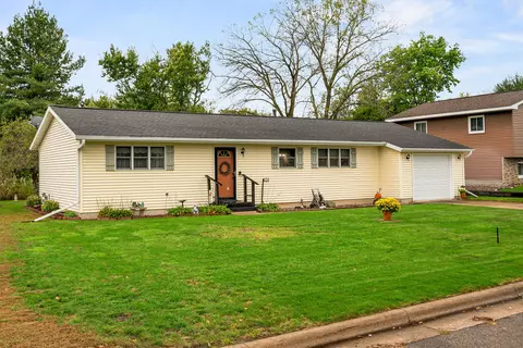 2956 Marion, La Crosse, WI 54601