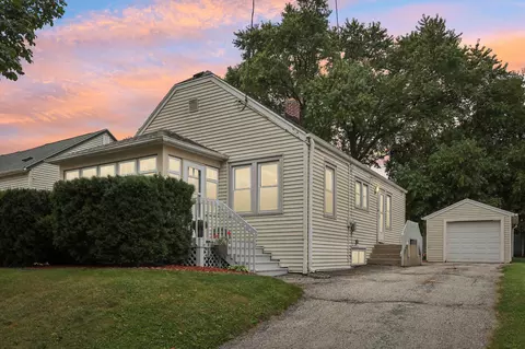 930 Harding, Waukesha, WI 53186