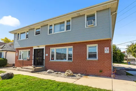 1711 S 92nd #1-4, West Allis, WI 53214