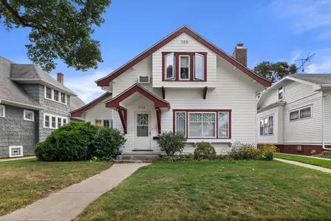 2339 Carmel, Racine, WI 53405