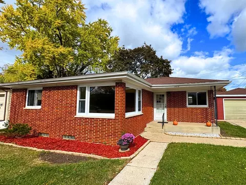 3810 Spring, Racine, WI 53405