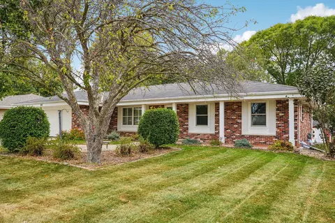 920 5th, Grafton, WI 53024