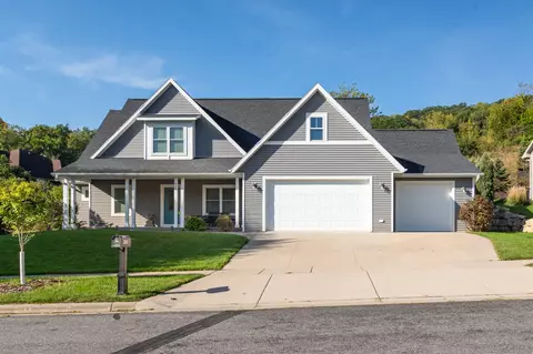 923 Aspen Vly, Onalaska, WI 54650