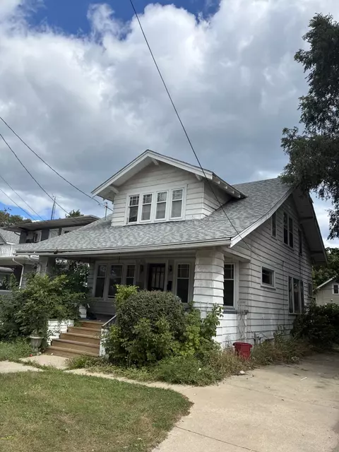 7317 Sheridan, Kenosha, WI 53143