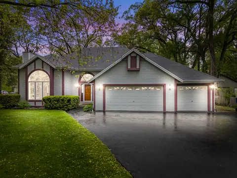 6241 N 118th, Milwaukee, WI 53225