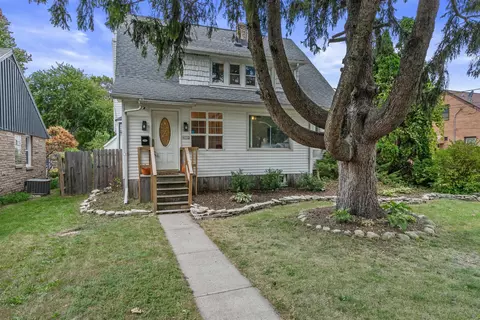 4353 S 5th, Milwaukee, WI 53207