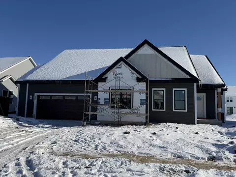 1709 Hammock, Oconomowoc, WI 53066