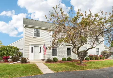 12533 N Woodberry, Mequon, WI 53092