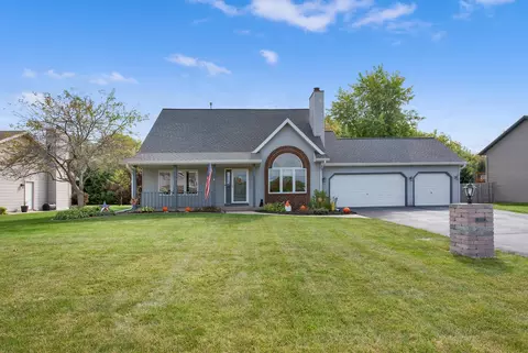 1933 Newberry, Racine, WI 53402