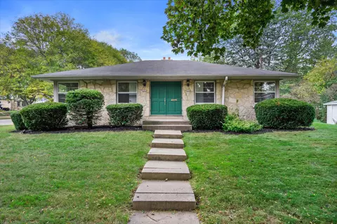 2107 N 66th #2109, Wauwatosa, WI 53213
