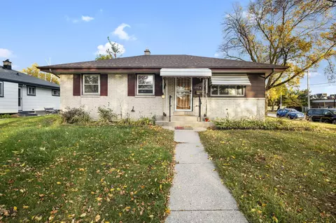 6246 S Avalon, Milwaukee, WI 53221