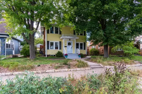 210 22nd, La Crosse, WI 54601