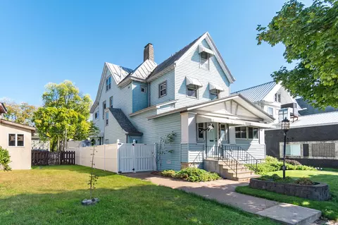215 7th, La Crosse, WI 54601