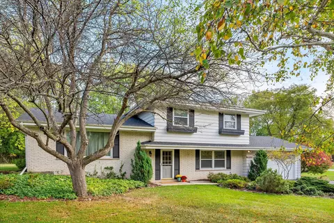 11884 N Oriole, Mequon, WI 53092
