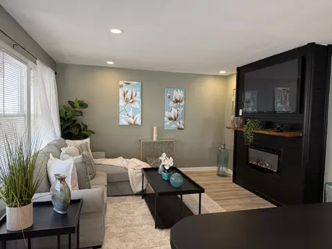 7414 W Congress, Milwaukee, WI 53218