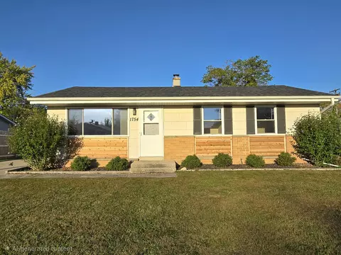 1754 18th, Kenosha, WI 53140