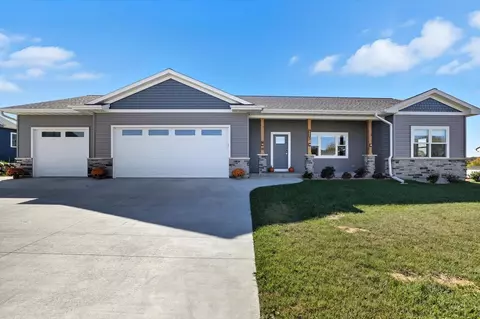 608 E Clancy, Jefferson, WI 53549