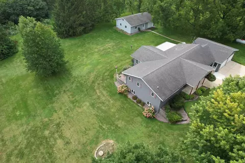 n2015 Alphorn Road, Monroe, WI 53566