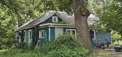 w21565 Hess Road, Caledonia, WI 54630