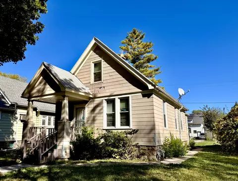 4666 N 38th, Milwaukee, WI 53209