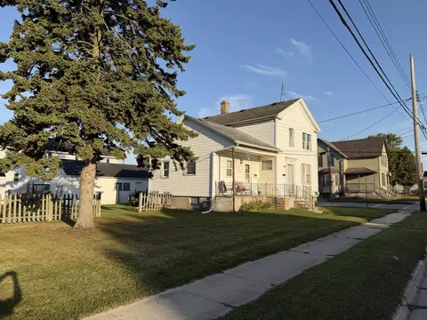 1920 Monroe, Two Rivers, WI 54241